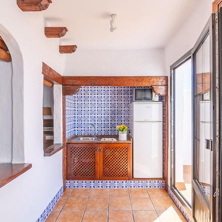 Apartamentos El Roqueo Conil De La Frontera Exterior photo