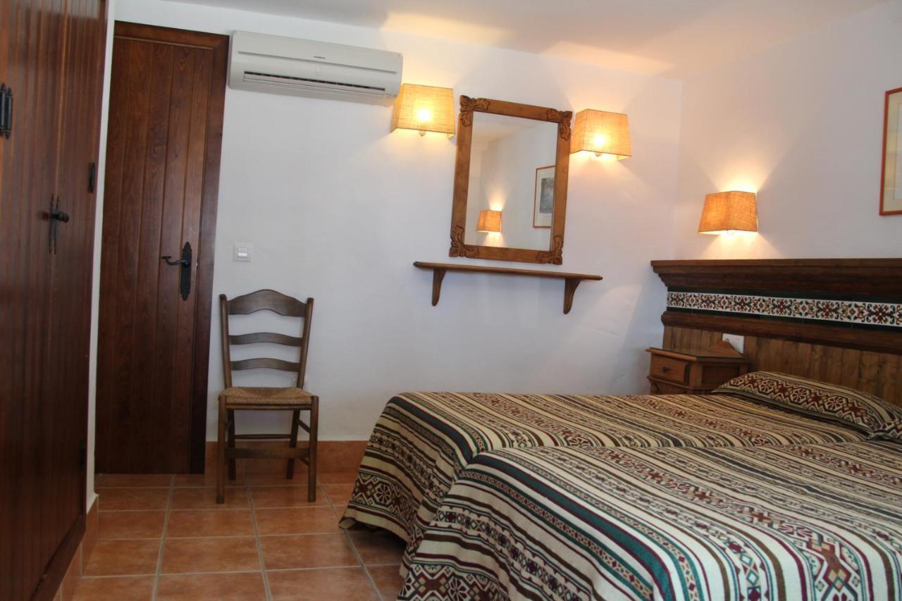 Apartamentos El Roqueo Conil De La Frontera Exterior photo
