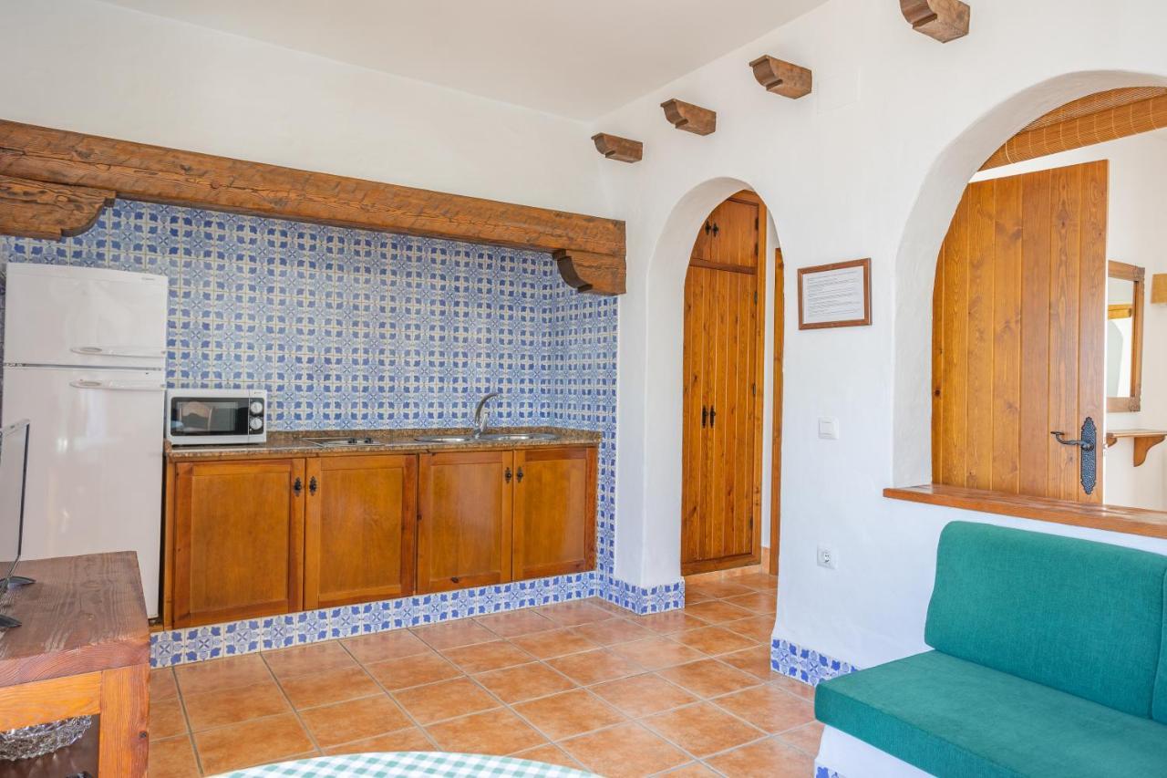 Apartamentos El Roqueo Conil De La Frontera Exterior photo