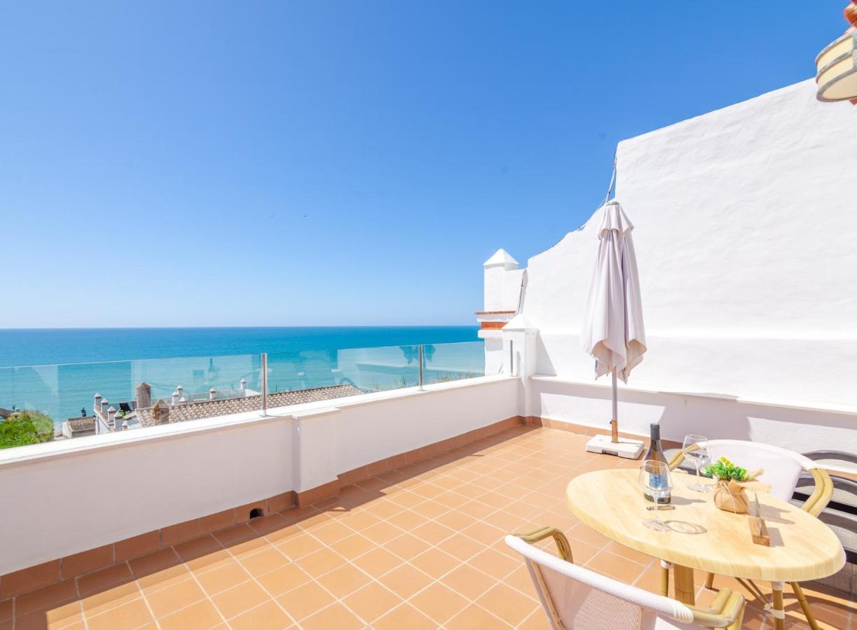 Apartamentos El Roqueo Conil De La Frontera Exterior photo