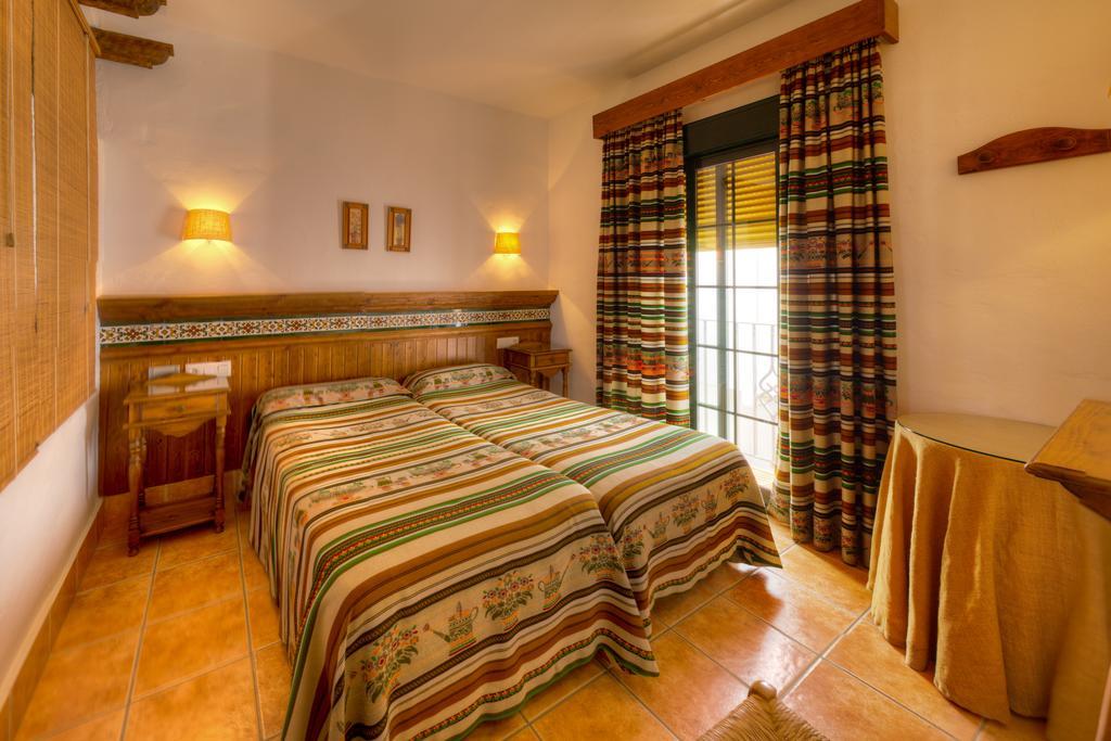 Apartamentos El Roqueo Conil De La Frontera Room photo